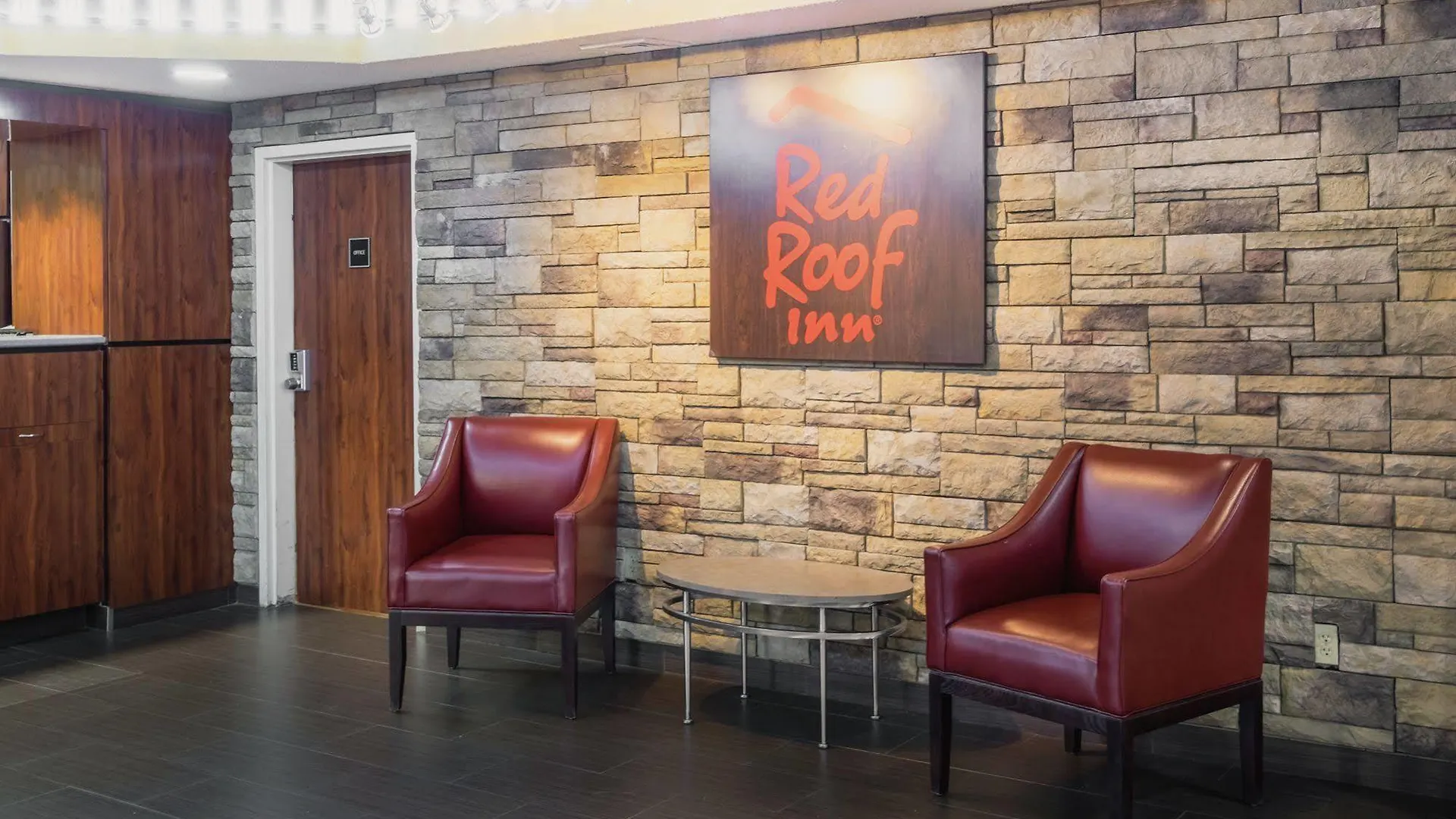 Red Roof Inn & Suites Savannah Gateway Georgetown