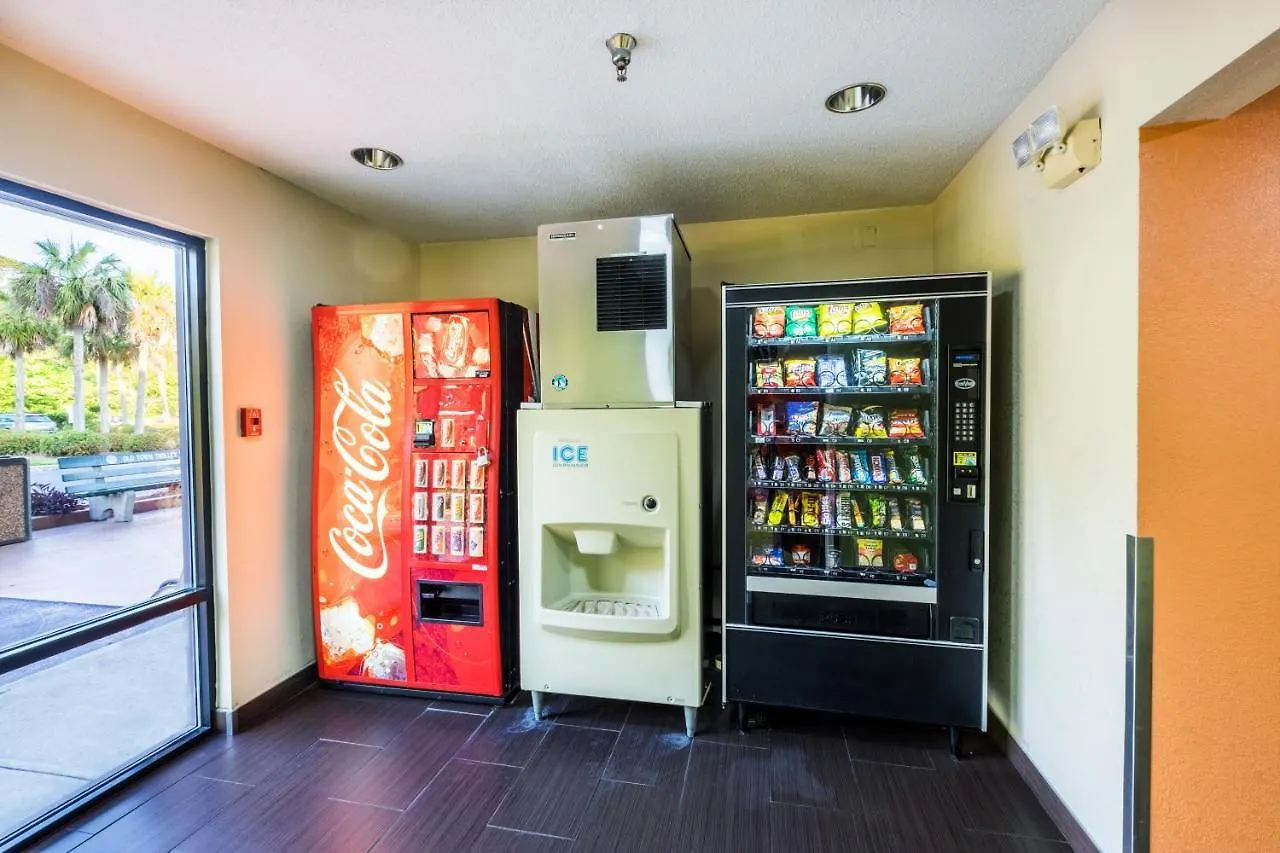 Hotel Red Roof Inn & Suites Savannah Gateway Georgetown