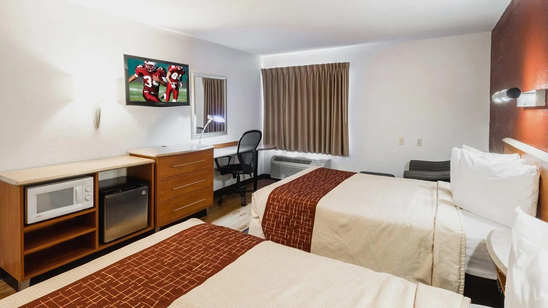 *** Hotel Red Roof Inn & Suites Savannah Gateway Georgetown United States