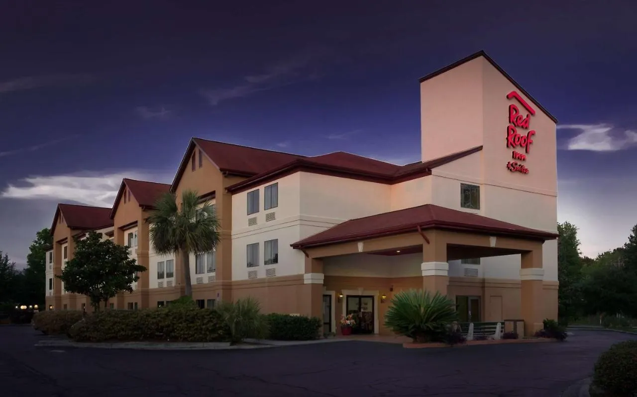 Red Roof Inn & Suites Savannah Gateway Georgetown